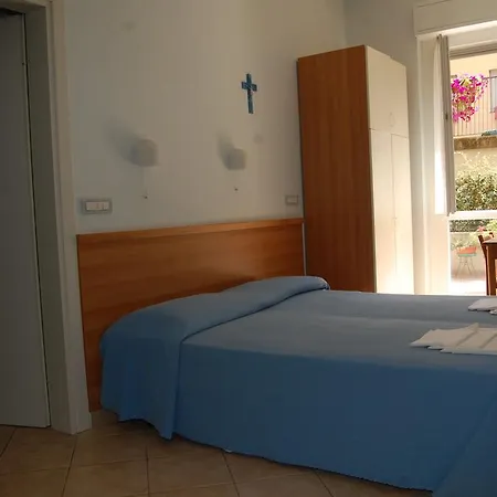 Penzion Casa Religiosa Di Ospitalita Nazareno 3*