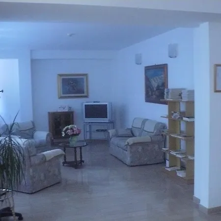 Casa Religiosa Di Ospitalita Nazareno سبوليتو