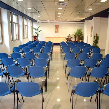 Casa Religiosa Di Ospitalita Nazareno سبوليتو