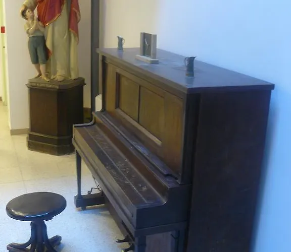 Casa Religiosa Di Ospitalità Nazareno Affittacamere