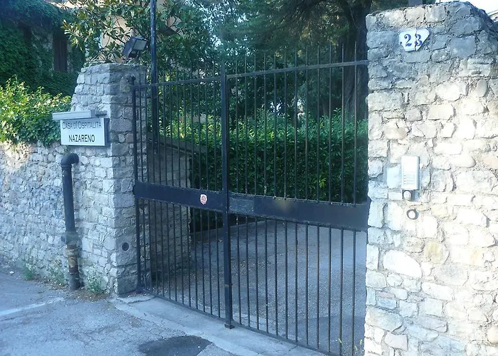 Affittacamere Casa Religiosa Di Ospitalità Nazareno 3*