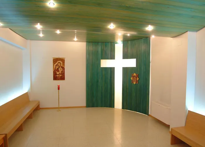 Affittacamere Casa Religiosa Di Ospitalità Nazareno 3*