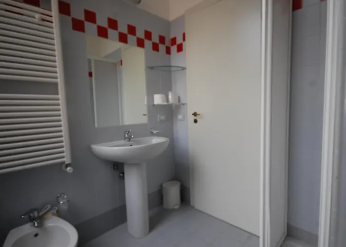 Affittacamere Casa Religiosa Di Ospitalità Nazareno 3*