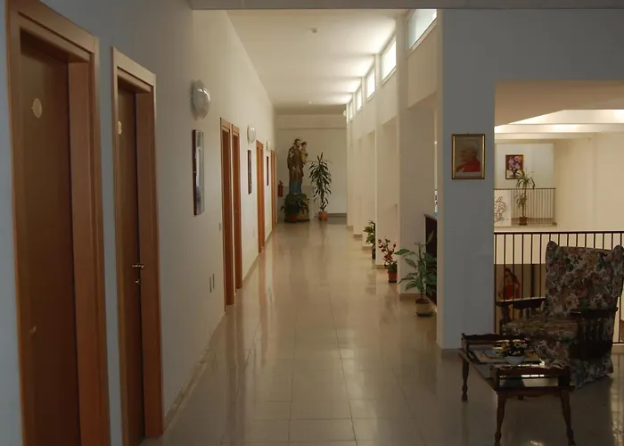 Casa Religiosa Di Ospitalità Nazareno