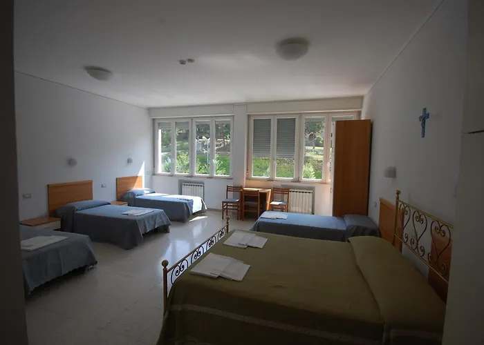 Casa Religiosa Di Ospitalità Nazareno Spoleto