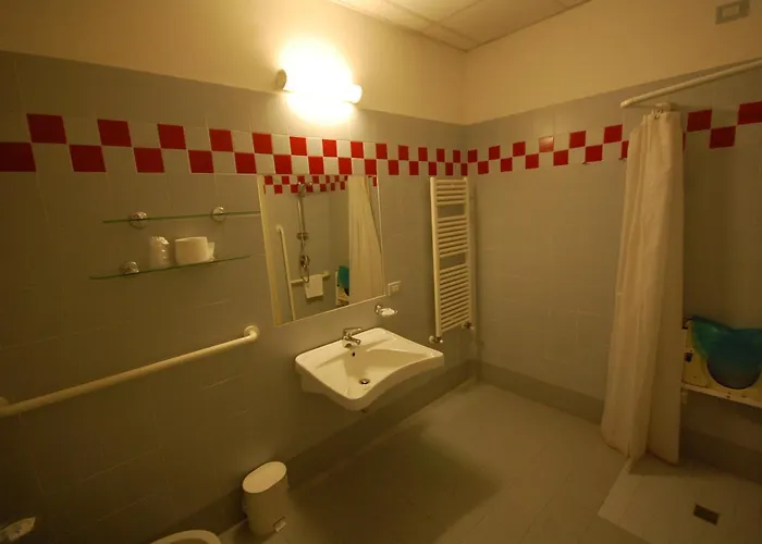 Affittacamere Casa Religiosa Di Ospitalità Nazareno Spoleto